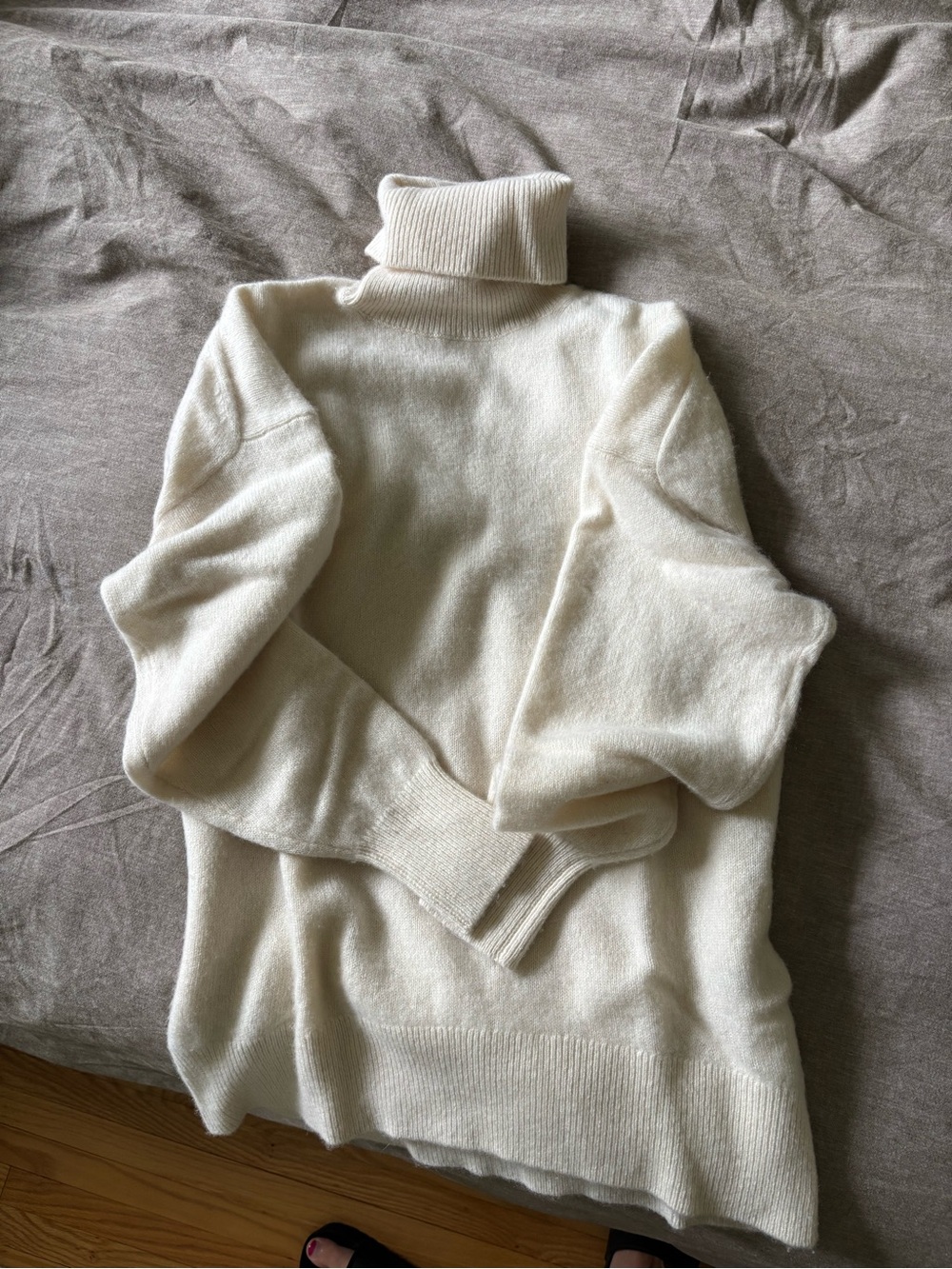 Babaton cashmere turtleneck sweater